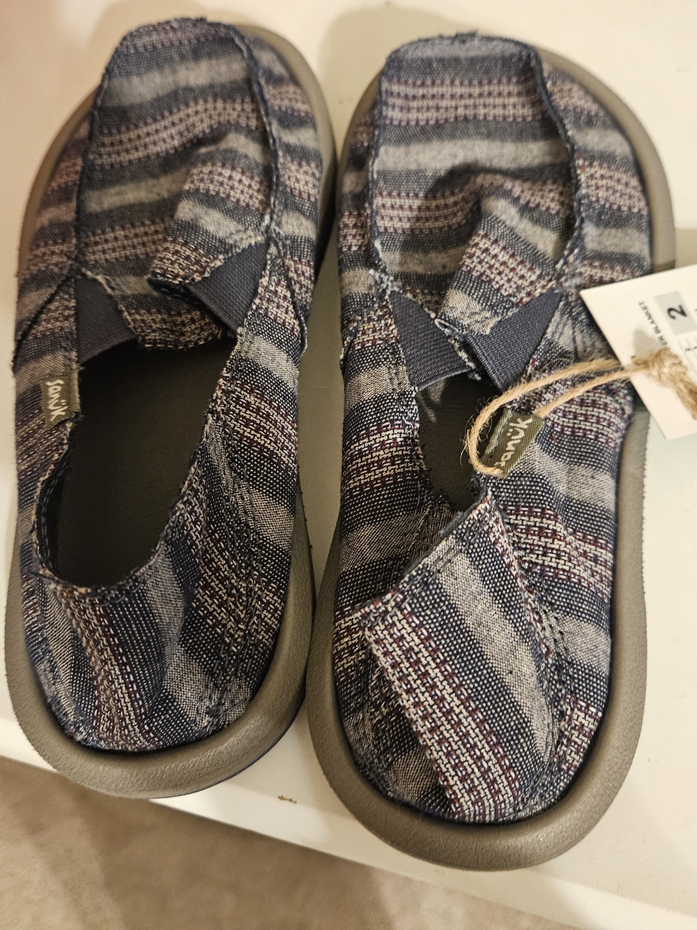Casual Slip-On Flats in Blue Gray Stripe